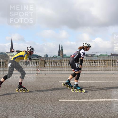 29.06.2025 - hella hamburg halbmarathon Lena Gebhardt http://msf.ph/oto/8399562 29.06.2025 08:53:11 Lombardsbrücke  meine-sportfotos.de