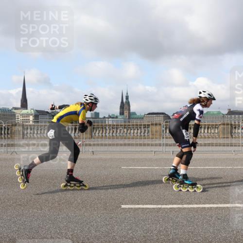 29.06.2025 - hella hamburg halbmarathon Lena Gebhardt http://msf.ph/oto/8399594 29.06.2025 08:53:11 Lombardsbrücke  meine-sportfotos.de