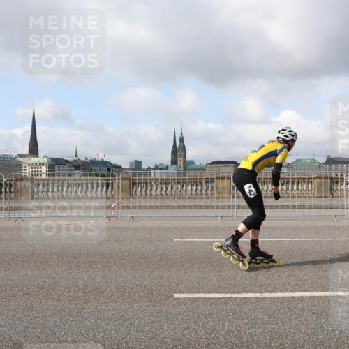 29.06.2025 - hella hamburg halbmarathon Lena Gebhardt http://msf.ph/oto/8399738 29.06.2025 08:53:11 Lombardsbrücke 142 meine-sportfotos.de