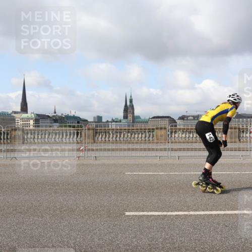 29.06.2025 - hella hamburg halbmarathon Lena Gebhardt http://msf.ph/oto/8399778 29.06.2025 08:53:11 Lombardsbrücke 142 meine-sportfotos.de