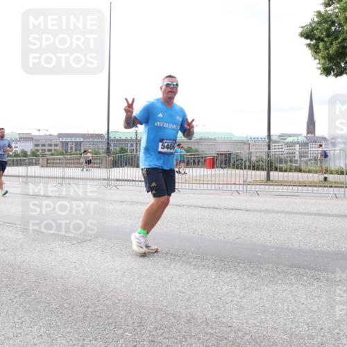 29.06.2025 - hella hamburg halbmarathon Lena Gebhardt http://msf.ph/oto/8400541 29.06.2025 10:23:45 Lombardsbrücke 4391, 130, 5406, 1048, 1304, 1362, 1444, 1545, 2125, 2489, 4122, 4391, 4597, 4646, 4728, 4990, 5055, 5160, 5258, 5260, 5358, 5406, 5661, 6502, 6747, 7013, 7029, 7820, 8031, 8141, 8149, 8181, 8502, 8676, 8717, 9217, 9603, 9715, 10649, 10739, 11044, 11300, 11415, 11454, 11793, 11798, 11879, 12874, 13149, 14265, 14510, 14512, 14521, 14821, 15709, 15739, 15853, 16185, 16251, 17013, 17199, 17719 meine-sportfotos.de