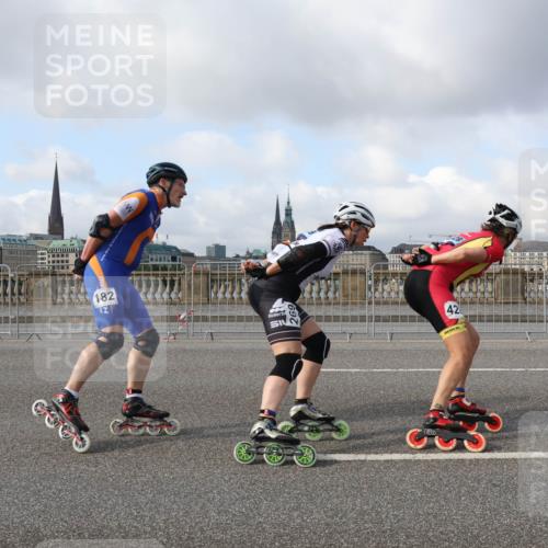 29.06.2025 - hella hamburg halbmarathon Lena Gebhardt http://msf.ph/oto/8400936 29.06.2025 08:53:24 Lombardsbrücke 182, 42 meine-sportfotos.de