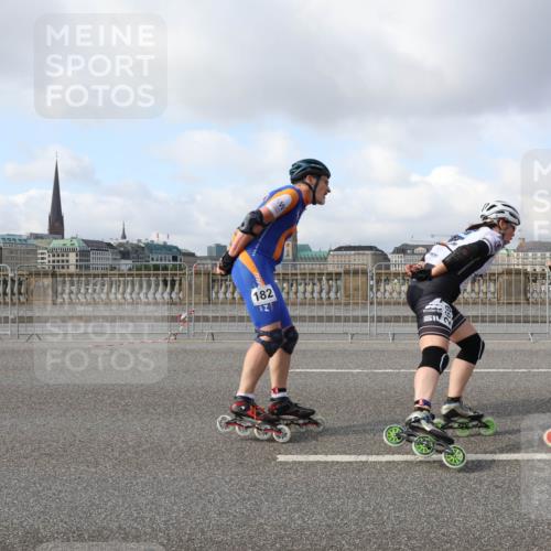 29.06.2025 - hella hamburg halbmarathon Lena Gebhardt http://msf.ph/oto/8401008 29.06.2025 08:53:25 Lombardsbrücke 182, 42 meine-sportfotos.de