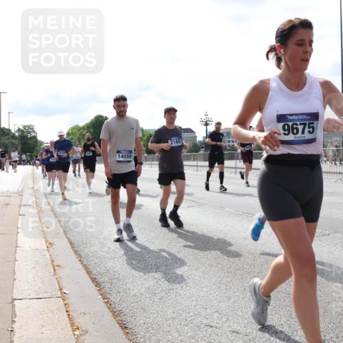 29.06.2025 - hella hamburg halbmarathon Lena Gebhardt http://msf.ph/oto/8401264 29.06.2025 10:16:12 Lombardsbrücke 9881, 14559, 2165, 9675, 1156, 1212, 1244, 1308, 1599, 1651, 2071, 2076, 2165, 2436, 2803, 2835, 3030, 3134, 3167, 3648, 4007, 4583, 4637, 4828, 5046, 5294, 5423, 6024, 7753, 7897, 7941, 7942, 8169, 8274, 8554, 8597, 8645, 8746, 8847, 8885, 9601, 9628, 9675, 9784, 9802, 9810, 9881, 10107, 10139, 10141, 10183, 10292, 10608, 10844, 10990, 11113, 11303, 11344, 11345, 11478, 11774, 11783, 11818, 12427, 12469, 13179, 13818, 13951, 14423 meine-sportfotos.de