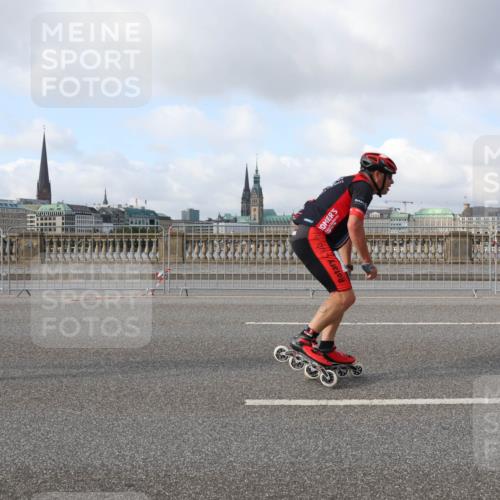 29.06.2025 - hella hamburg halbmarathon Lena Gebhardt http://msf.ph/oto/8401432 29.06.2025 08:53:26 Lombardsbrücke 321 meine-sportfotos.de
