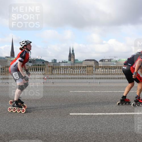 29.06.2025 - hella hamburg halbmarathon Lena Gebhardt http://msf.ph/oto/8401491 29.06.2025 08:53:26 Lombardsbrücke 321 meine-sportfotos.de