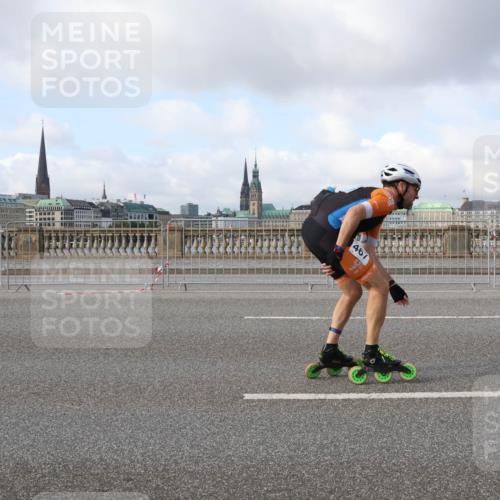 29.06.2025 - hella hamburg halbmarathon Lena Gebhardt http://msf.ph/oto/8401971 29.06.2025 08:53:27 Lombardsbrücke 467 meine-sportfotos.de