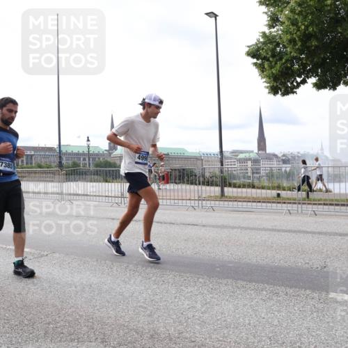 29.06.2025 - hella hamburg halbmarathon Lena Gebhardt http://msf.ph/oto/8402092 29.06.2025 10:23:54 Lombardsbrücke 17385, 4990, 1048, 1304, 1389, 1444, 1545, 2125, 2489, 3013, 3185, 3579, 4122, 4391, 4597, 4646, 4990, 4993, 5039, 5055, 5160, 5258, 5260, 5358, 5406, 5661, 5954, 6747, 7013, 7029, 7426, 7920, 8031, 8141, 8149, 8181, 8187, 8502, 8676, 8717, 9217, 9603, 9715, 10649, 11044, 11300, 11306, 11347, 11415, 11454, 11793, 12874, 13149, 14510, 14512, 14521, 15709, 15739, 15853, 16185, 16251, 17199 meine-sportfotos.de