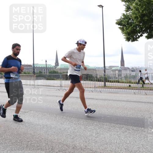 29.06.2025 - hella hamburg halbmarathon Lena Gebhardt http://msf.ph/oto/8402124 29.06.2025 10:23:54 Lombardsbrücke 17385, 4990, 1048, 1304, 1389, 1444, 1545, 2125, 2489, 3013, 3185, 3579, 4122, 4391, 4597, 4646, 4990, 4993, 5039, 5055, 5160, 5258, 5260, 5358, 5406, 5661, 5954, 6747, 7013, 7029, 7426, 7920, 8031, 8141, 8149, 8181, 8187, 8502, 8676, 8717, 9217, 9603, 9715, 10649, 11044, 11300, 11306, 11347, 11415, 11454, 11793, 12874, 13149, 14510, 14512, 14521, 15709, 15739, 15853, 16185, 16251, 17199 meine-sportfotos.de
