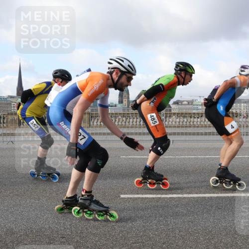 29.06.2025 - hella hamburg halbmarathon Lena Gebhardt http://msf.ph/oto/8402372 29.06.2025 08:53:29 Lombardsbrücke 357, 7, 485 meine-sportfotos.de