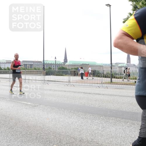 29.06.2025 - hella hamburg halbmarathon Lena Gebhardt http://msf.ph/oto/8402840 29.06.2025 10:23:59 Lombardsbrücke 11454, 1585, 1005, 1009, 1048, 1304, 1389, 1444, 1545, 2125, 2489, 3013, 3185, 3285, 3579, 4122, 4391, 4597, 4646, 4684, 4990, 4993, 5039, 5055, 5160, 5258, 5260, 5358, 5406, 5661, 5954, 6747, 7013, 7426, 7920, 8031, 8141, 8149, 8181, 8187, 8502, 8676, 8717, 9217, 9603, 9715, 10649, 11044, 11300, 11306, 11347, 11415, 11454, 11793, 13149, 14521, 15739, 15853, 16185, 16251, 17199 meine-sportfotos.de