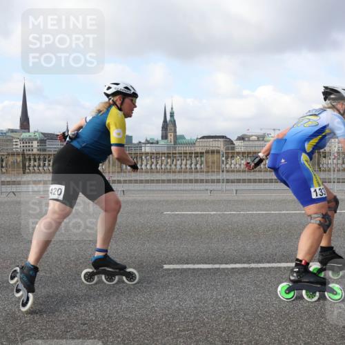 29.06.2025 - hella hamburg halbmarathon Lena Gebhardt http://msf.ph/oto/8402975 29.06.2025 08:53:30 Lombardsbrücke 420, 133 meine-sportfotos.de