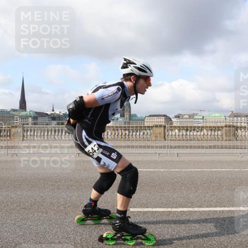 29.06.2025 - hella hamburg halbmarathon Lena Gebhardt http://msf.ph/oto/8403527 29.06.2025 08:54:04 Lombardsbrücke  meine-sportfotos.de