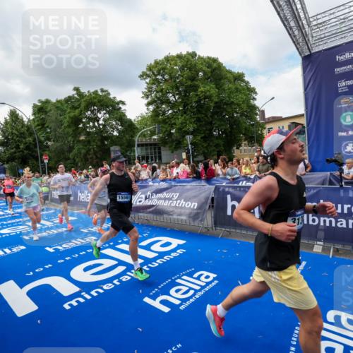 29.06.2025 - hella hamburg halbmarathon Zöllner http://msf.ph/oto/8403553 29.06.2025 10:39:06 Ziel 1164, 1445, 1803, 2262, 3136, 4359, 4759, 6682, 6686, 6687, 11447, 11619, 12137, 15561, 15873, 16820, 18734, 19151 meine-sportfotos.de