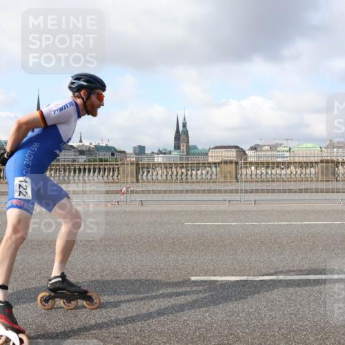 29.06.2025 - hella hamburg halbmarathon Lena Gebhardt http://msf.ph/oto/8403896 29.06.2025 08:54:10 Lombardsbrücke 122 meine-sportfotos.de