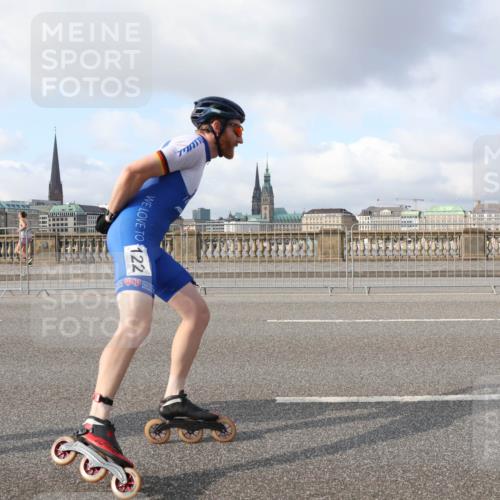 29.06.2025 - hella hamburg halbmarathon Lena Gebhardt http://msf.ph/oto/8403926 29.06.2025 08:54:10 Lombardsbrücke 22, 122 meine-sportfotos.de