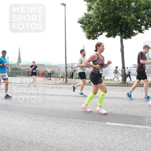 29.06.2025 - hella hamburg halbmarathon Lena Gebhardt http://msf.ph/oto/8404356 29.06.2025 10:50:15 Lombardsbrücke 5997, 7722, 573, 1259, 1487, 1511, 1828, 2047, 2212, 3203, 3680, 3701, 3710, 3805, 3897, 4090, 4168, 4870, 4961, 5119, 5131, 5749, 5751, 5997, 6680, 6830, 7366, 7505, 7677, 7721, 7722, 7755, 8065, 8254, 8299, 9015, 9605, 9940, 10060, 10286, 10617, 10683, 10744, 11030, 11426, 11696, 11716, 11760, 12079, 12124, 13127, 13128, 13309, 13381, 13744, 13846, 13887, 14102, 14144, 14505, 14545, 14591, 14692, 14940, 15230, 15626 meine-sportfotos.de