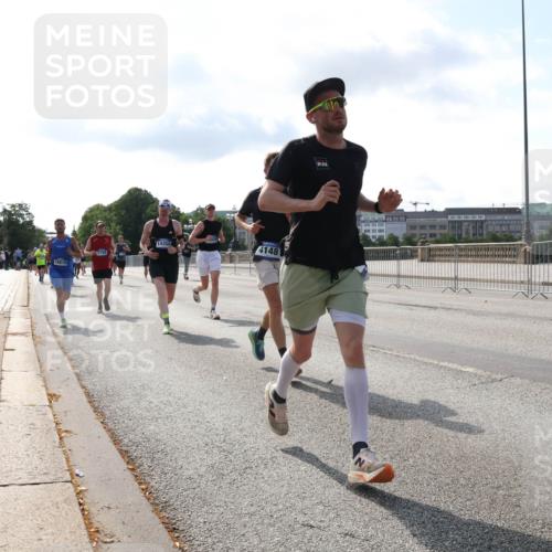 29.06.2025 - hella hamburg halbmarathon Lena Gebhardt http://msf.ph/oto/8404837 29.06.2025 09:49:26 Lombardsbrücke 16816, 14359, 4148, 1445, 1571, 1600, 1603, 2044, 2707, 2745, 2750, 2797, 2849, 2980, 3014, 3116, 3136, 3282, 4148, 4425, 4766, 5050, 5648, 5889, 6037, 6047, 6095, 6149, 6771, 7035, 7109, 7229, 7310, 7743, 7981, 8358, 8370, 8465, 9640, 9686, 9914, 10369, 10451, 10877, 10930, 11106, 11177, 11423, 11447, 11952, 12088, 12091, 12098, 12168, 12739, 13064, 13158, 13190, 13755, 13900, 14075, 14311, 14359, 14603, 14629, 14667, 14789, 15094 meine-sportfotos.de