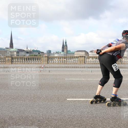 29.06.2025 - hella hamburg halbmarathon Lena Gebhardt http://msf.ph/oto/8404883 29.06.2025 08:54:15 Lombardsbrücke 214, 214 meine-sportfotos.de