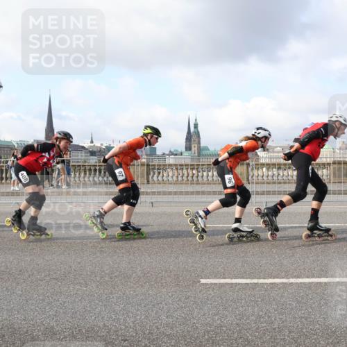 29.06.2025 - hella hamburg halbmarathon Lena Gebhardt http://msf.ph/oto/8405171 29.06.2025 08:54:22 Lombardsbrücke 195, 408, 15, 4, 6 meine-sportfotos.de