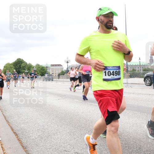 29.06.2025 - hella hamburg halbmarathon Lena Gebhardt http://msf.ph/oto/8405247 29.06.2025 10:58:37 Lombardsbrücke 12024, 10498, 184, 1001, 1326, 1365, 1380, 1514, 1646, 1845, 2043, 2273, 2275, 2449, 2649, 2929, 3416, 3540, 3565, 3868, 4042, 4043, 4117, 4225, 4294, 5104, 5159, 5655, 5732, 5782, 5988, 6010, 6330, 6341, 6554, 6588, 6633, 6638, 6702, 6825, 6927, 7095, 7096, 7262, 7443, 7617, 7664, 7783, 7870, 7933, 7957, 7967, 8076, 8439, 8440, 8441, 8442, 8489, 8592, 8701, 8752, 8888, 9123, 9221, 9225, 9239, 9563, 9636, 9889, 9960, 9982, 10498 meine-sportfotos.de