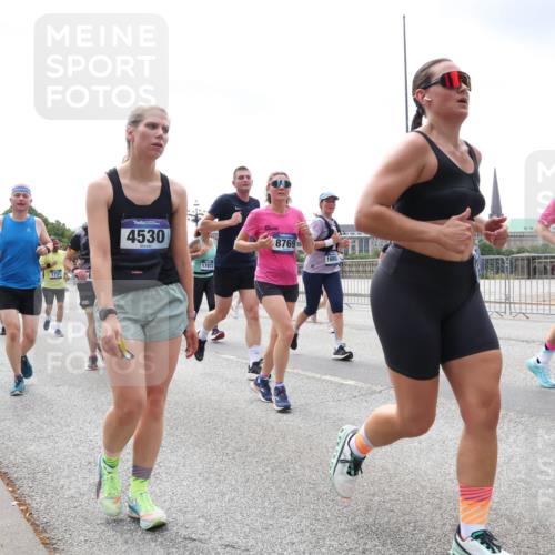 29.06.2025 - hella hamburg halbmarathon Lena Gebhardt http://msf.ph/oto/8405341 29.06.2025 10:41:14 Lombardsbrücke 4775, 1731, 4530, 17872, 8769, 1680, 14, 13168, 1317, 1536, 1542, 1731, 2229, 2258, 2299, 2805, 2858, 3344, 3432, 3532, 3533, 3623, 3694, 4234, 4412, 4415, 4530, 4610, 4638, 4774, 4775, 5086, 5225, 5549, 5688, 5689, 5753, 5928, 5942, 6088, 6098, 6250, 6289, 6474, 6793, 6842, 6894, 7022, 7023, 7293, 7661, 7821, 7829, 8053, 8054, 8293, 8385, 8429, 8430, 8586, 8751, 8769, 8878, 8992, 9009, 9237, 9962, 10181, 10269, 10348, 10407, 10483, 10644, 10835, 11053, 11166 meine-sportfotos.de