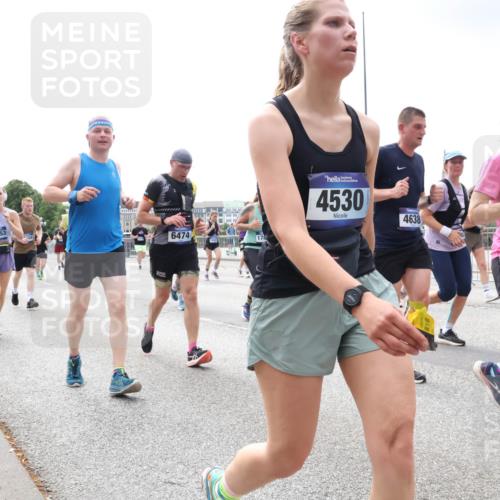 29.06.2025 - hella hamburg halbmarathon Lena Gebhardt http://msf.ph/oto/8405521 29.06.2025 10:41:15 Lombardsbrücke 15953, 4775, 6474, 17, 4530, 4638, 769, 1317, 1536, 1542, 1731, 2229, 2258, 2299, 2805, 2858, 3344, 3532, 3533, 3623, 3694, 4234, 4412, 4415, 4530, 4610, 4638, 4774, 4775, 5086, 5225, 5549, 5688, 5689, 5753, 5928, 5942, 6088, 6098, 6250, 6289, 6474, 6793, 6842, 6894, 7022, 7023, 7293, 7661, 7821, 7829, 8293, 8385, 8429, 8430, 8586, 8751, 8769, 8878, 8992, 9009, 9237, 9962, 10181, 10269, 10348, 10407, 10483, 10644, 10835, 11053, 11166 meine-sportfotos.de