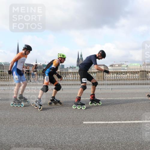 29.06.2025 - hella hamburg halbmarathon Lena Gebhardt http://msf.ph/oto/8405751 29.06.2025 08:54:23 Lombardsbrücke 468, 346, 46, 006 meine-sportfotos.de