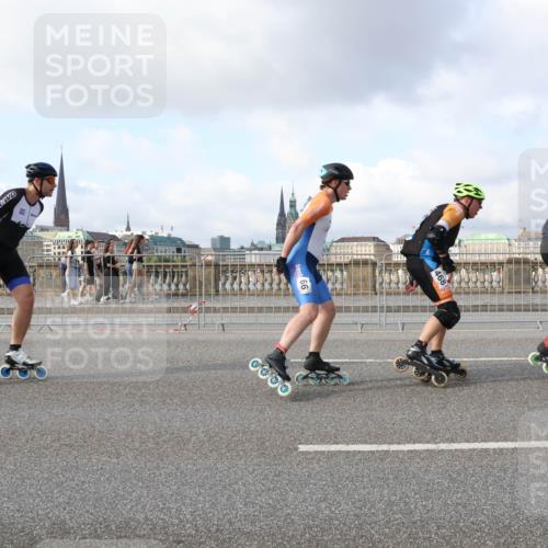 29.06.2025 - hella hamburg halbmarathon Lena Gebhardt http://msf.ph/oto/8405914 29.06.2025 08:54:24 Lombardsbrücke 3, 6, 468, 346 meine-sportfotos.de