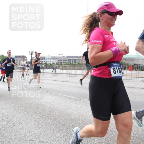 29.06.2025 - hella hamburg halbmarathon Lena Gebhardt http://msf.ph/oto/8406275 29.06.2025 10:24:23 Lombardsbrücke 8297, 4464, 12210, 8187, 1005, 1009, 1064, 1352, 1389, 1395, 1444, 2132, 2280, 2477, 2944, 3013, 3053, 3113, 3132, 3185, 3285, 3421, 3579, 3786, 4111, 4162, 4221, 4464, 4597, 4684, 4719, 4993, 5039, 5138, 5258, 5260, 5661, 5829, 5830, 5954, 6261, 6478, 6524, 6526, 6570, 7013, 7426, 7528, 7920, 7975, 8141, 8167, 8187, 8297, 8502, 8717, 9063, 9217, 10907, 11306, 11347, 11415, 11651, 12070, 12210, 12303, 13111, 13113, 13380, 13573, 13638, 13711, 14143, 15975 meine-sportfotos.de