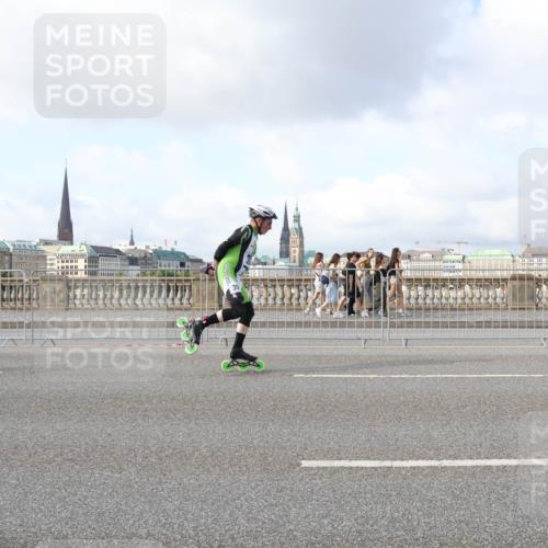 29.06.2025 - hella hamburg halbmarathon Lena Gebhardt http://msf.ph/oto/8406286 29.06.2025 08:54:30 Lombardsbrücke  meine-sportfotos.de