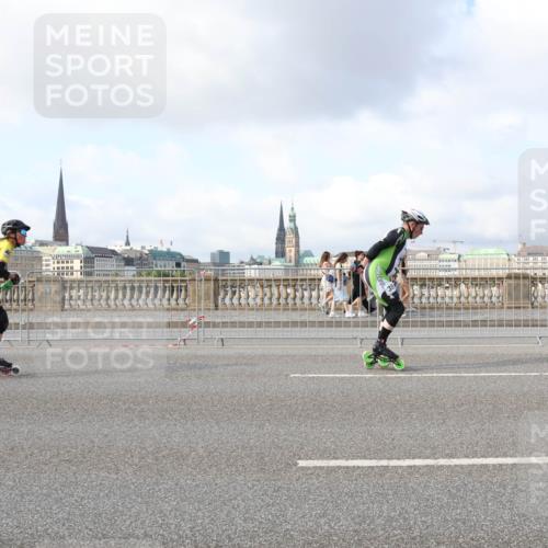 29.06.2025 - hella hamburg halbmarathon Lena Gebhardt http://msf.ph/oto/8406415 29.06.2025 08:54:30 Lombardsbrücke 383 meine-sportfotos.de