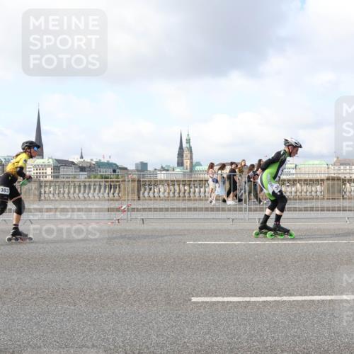 29.06.2025 - hella hamburg halbmarathon Lena Gebhardt http://msf.ph/oto/8406444 29.06.2025 08:54:30 Lombardsbrücke 383 meine-sportfotos.de