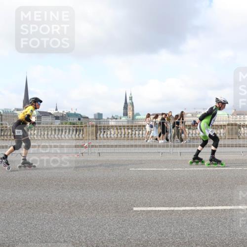 29.06.2025 - hella hamburg halbmarathon Lena Gebhardt http://msf.ph/oto/8406475 29.06.2025 08:54:30 Lombardsbrücke 383 meine-sportfotos.de