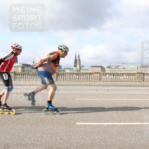29.06.2025 - hella hamburg halbmarathon Lena Gebhardt http://msf.ph/oto/8407100 29.06.2025 08:54:41 Lombardsbrücke 316, 231 meine-sportfotos.de