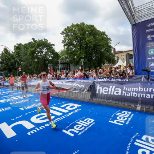 29.06.2025 - hella hamburg halbmarathon Zöllner http://msf.ph/oto/8407110 29.06.2025 10:42:05 Ziel 5690, 6593, 7363, 8694, 10216, 11417, 12292, 13196, 15846, 17864, 17926, 18920, 19046 meine-sportfotos.de