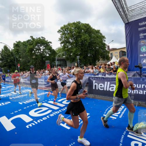 29.06.2025 - hella hamburg halbmarathon Zöllner http://msf.ph/oto/8407204 29.06.2025 10:42:09 Ziel 1441, 5682, 6593, 10216, 11417, 12098, 12292, 13196, 15846, 16677, 17864, 18920, 19046 meine-sportfotos.de