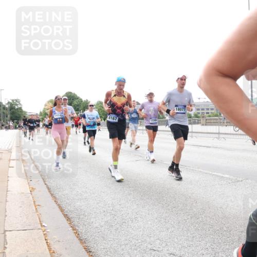 29.06.2025 - hella hamburg halbmarathon Lena Gebhardt http://msf.ph/oto/8407300 29.06.2025 10:24:35 Lombardsbrücke 14143, 8167, 7975, 12070, 13380, 18077, 1005, 1009, 1064, 1352, 1389, 1395, 2108, 2132, 2249, 2280, 2477, 2944, 3053, 3099, 3113, 3132, 3285, 3421, 3579, 3786, 4111, 4162, 4221, 4444, 4464, 4684, 4719, 4993, 5126, 5138, 5829, 5830, 6261, 6478, 6524, 6526, 6570, 7528, 7920, 7975, 8167, 8187, 8297, 9063, 10907, 11306, 11651, 11816, 11817, 12070, 12210, 12303, 13111, 13113, 13380, 13573, 13638, 13711, 14143, 14898, 15124, 15975, 17535 meine-sportfotos.de