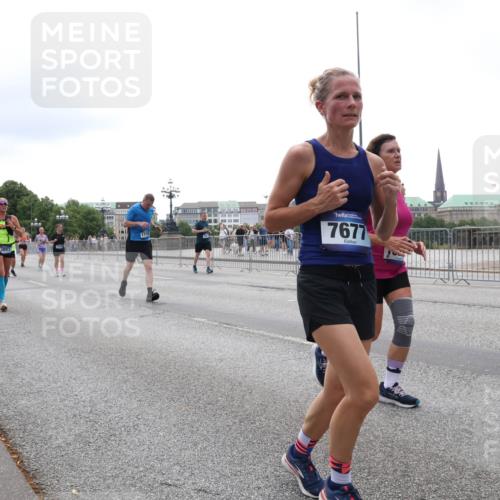 29.06.2025 - hella hamburg halbmarathon Lena Gebhardt http://msf.ph/oto/8407596 29.06.2025 10:50:36 Lombardsbrücke 11696, 3897, 7677, 1259, 1828, 1930, 2047, 2200, 3184, 3203, 3229, 3647, 3680, 3701, 3710, 3805, 3838, 3897, 4168, 4642, 4695, 4771, 4961, 5119, 5131, 5997, 6178, 6680, 6830, 7133, 7161, 7505, 7677, 7721, 7722, 7755, 7938, 8200, 8299, 8833, 8834, 8986, 9096, 9168, 9605, 9933, 10029, 10060, 10286, 10437, 10617, 10744, 11426, 11577, 11696, 11716, 12079, 12392, 12393, 13127, 13128, 13846, 13887, 14102, 14144, 14534, 14591, 14940, 15017, 15230, 15416 meine-sportfotos.de
