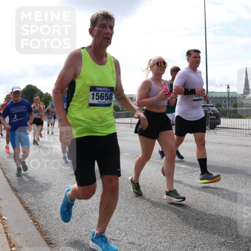 29.06.2025 - hella hamburg halbmarathon Lena Gebhardt http://msf.ph/oto/8407770 29.06.2025 10:16:48 Lombardsbrücke 1229, 15658, 9332, 1117, 1212, 1240, 1244, 1331, 1348, 1403, 1553, 1599, 1602, 1825, 2225, 2347, 2912, 3030, 3088, 3156, 3176, 3450, 3484, 3622, 3687, 4478, 4583, 5036, 5037, 5294, 6024, 6328, 6488, 6742, 6941, 6948, 7114, 7115, 7158, 7257, 7345, 7358, 7360, 7376, 7753, 7924, 7928, 8263, 8295, 8317, 8513, 8597, 8619, 8645, 8707, 8847, 8857, 9091, 9208, 9332, 9492, 9628, 9664, 9676, 9810, 10076, 10139, 10141, 10232, 11344, 11345 meine-sportfotos.de
