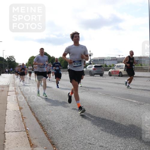29.06.2025 - hella hamburg halbmarathon Lena Gebhardt http://msf.ph/oto/8408157 29.06.2025 09:49:53 Lombardsbrücke 6123, 18734, 17214, 1343, 1445, 1615, 1675, 1800, 1975, 2324, 2415, 2573, 2750, 2949, 2980, 3136, 3282, 3431, 3530, 4148, 4303, 4318, 4425, 4528, 4766, 5248, 5409, 6095, 6123, 6682, 7035, 7229, 7495, 7796, 8370, 8465, 8629, 8925, 9264, 9265, 9294, 9296, 9686, 9711, 9914, 9979, 10680, 10894, 10930, 11765, 12327, 12554, 12839, 13141, 13457, 13800, 14077, 14204, 14359, 14374, 14560, 14629, 14667, 14688, 14789, 15094 meine-sportfotos.de