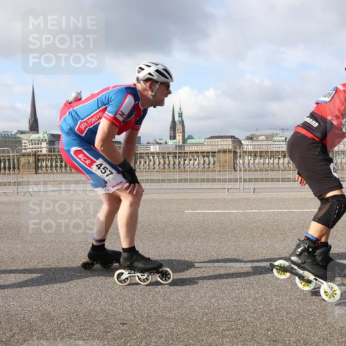 29.06.2025 - hella hamburg halbmarathon Lena Gebhardt http://msf.ph/oto/8408781 29.06.2025 08:55:06 Lombardsbrücke 457 meine-sportfotos.de