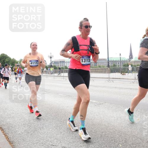 29.06.2025 - hella hamburg halbmarathon Lena Gebhardt http://msf.ph/oto/8409015 29.06.2025 10:24:54 Lombardsbrücke 4111, 13113, 131, 1352, 1395, 1740, 2000, 2108, 2249, 2280, 2944, 3053, 3099, 3113, 3132, 3421, 3786, 3920, 4008, 4010, 4111, 4221, 4444, 5126, 5138, 5829, 5830, 6261, 6570, 7778, 8083, 9573, 10907, 11400, 11651, 11816, 11817, 11921, 12070, 12303, 13111, 13113, 13380, 13638, 14143, 14649, 14898, 15124, 15153, 15679, 15942, 15975, 17185, 17535, 17954, 18194, 18198 meine-sportfotos.de