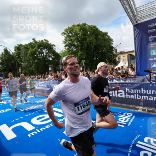 29.06.2025 - hella hamburg halbmarathon Zöllner http://msf.ph/oto/8409029 29.06.2025 10:43:39 Ziel 3116, 4080, 4318, 9114, 10246, 11648, 12623, 13421, 13996, 14484, 14690, 15328, 15932, 16338, 17912, 18449, 18513, 18775, 19229 meine-sportfotos.de