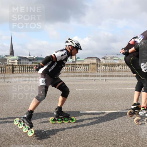 29.06.2025 - hella hamburg halbmarathon Lena Gebhardt http://msf.ph/oto/8409482 29.06.2025 08:55:07 Lombardsbrücke 35 meine-sportfotos.de