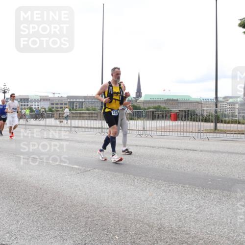 29.06.2025 - hella hamburg halbmarathon Lena Gebhardt http://msf.ph/oto/8409676 29.06.2025 10:25:00 Lombardsbrücke 118171, 15942, 4624, 5126, 1352, 1395, 1627, 1740, 2000, 2108, 2249, 2280, 2944, 3053, 3099, 3113, 3132, 3421, 3920, 3961, 3963, 4008, 4010, 4111, 4221, 4444, 5126, 5138, 5564, 5814, 5829, 5830, 6261, 6570, 7778, 8083, 8962, 9573, 9927, 10907, 11400, 11651, 11816, 11817, 11921, 12070, 12303, 13111, 13113, 13638, 14086, 14649, 14898, 15124, 15153, 15679, 15942, 15975, 17185, 17535, 17954, 18194, 18198 meine-sportfotos.de