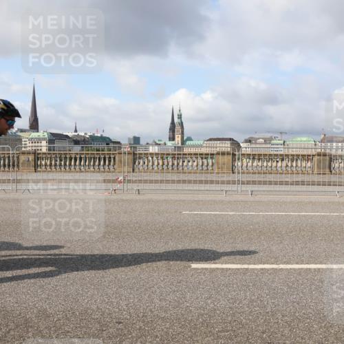 29.06.2025 - hella hamburg halbmarathon Lena Gebhardt http://msf.ph/oto/8409871 29.06.2025 08:55:09 Lombardsbrücke 434 meine-sportfotos.de