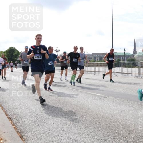 29.06.2025 - hella hamburg halbmarathon Lena Gebhardt http://msf.ph/oto/8409902 29.06.2025 10:16:59 Lombardsbrücke 17449, 15564, 8263, 15381, 18875, 12640, 16459, 109, 1083, 1117, 1137, 1240, 1298, 1331, 1348, 1356, 1403, 1553, 1602, 1825, 2225, 2347, 2908, 2912, 3088, 3176, 3210, 3450, 3464, 3466, 3622, 3687, 4478, 5023, 5036, 5037, 5390, 5929, 5930, 5995, 6126, 6128, 6328, 6488, 6522, 6742, 6941, 6948, 7114, 7115, 7158, 7257, 7345, 7358, 7360, 7376, 7924, 7928, 8253, 8263, 8317, 8513, 8558, 8619, 8707, 8857, 8983, 9091, 9152, 9208, 9259, 9332, 9492, 9664, 9676, 10076, 10232 meine-sportfotos.de