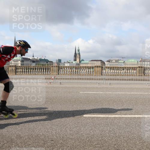 29.06.2025 - hella hamburg halbmarathon Lena Gebhardt http://msf.ph/oto/8409906 29.06.2025 08:55:09 Lombardsbrücke 434 meine-sportfotos.de