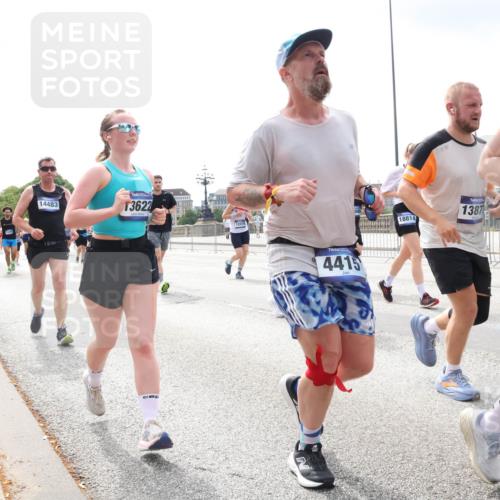29.06.2025 - hella hamburg halbmarathon Lena Gebhardt http://msf.ph/oto/8410125 29.06.2025 10:41:42 Lombardsbrücke 14483, 13622, 12419, 4415, 18814, 1387, 70, 1314, 1509, 1536, 1542, 1623, 1648, 1712, 2153, 2229, 2258, 3344, 3459, 3460, 3532, 3533, 3623, 4415, 4541, 4610, 4787, 5432, 5688, 5689, 5928, 5942, 6137, 6250, 6320, 6430, 6436, 6450, 6618, 6793, 6846, 6894, 7022, 7023, 7477, 7821, 7955, 7968, 8004, 8162, 8163, 8293, 8300, 8301, 8443, 8586, 8848, 8897, 8908, 8992, 9467, 9588, 10181, 10348, 10483, 10623, 11011, 11166 meine-sportfotos.de